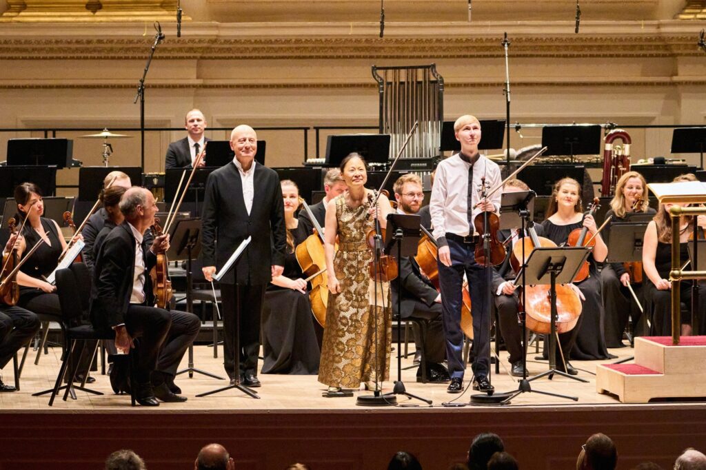 T&auml;hendused ja puudutused. Arvo P&auml;rdi muusika Carnegie Hallis