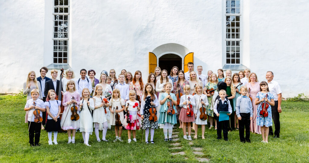 Karij&auml;rve Keelpilliorkestri lugu