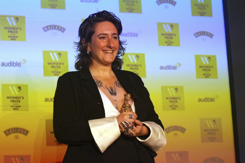 Oma tuppa ja toast v&auml;lja p&auml;&auml;semise raamatud