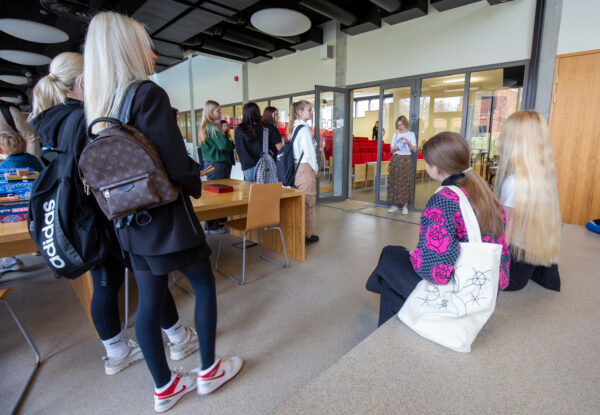 SAIS3 pidurdamine pani koolid kiirkorras varuplaani otsima